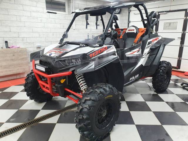 Polaris RZR XP 1000. ,  \,   