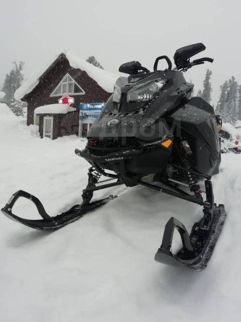 BRP Ski-Doo Summit. ,  ,   