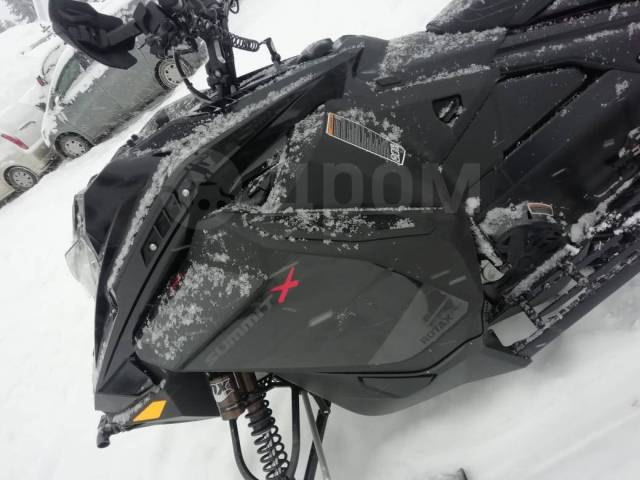 BRP Ski-Doo Summit. ,  ,   