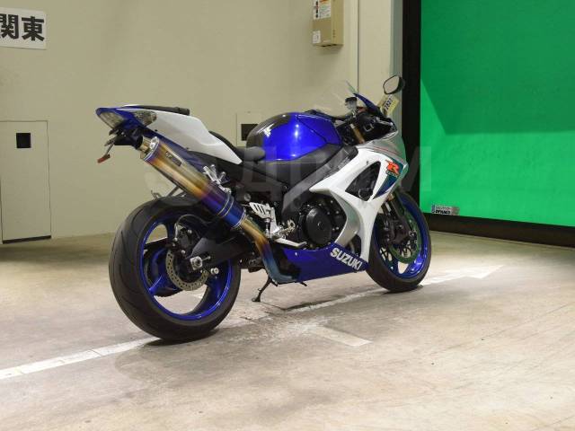 Suzuki GSX-R 1000. 1 000. ., , ,  .     