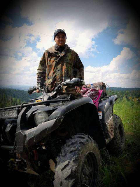 Yamaha Grizzly. ,  \,   