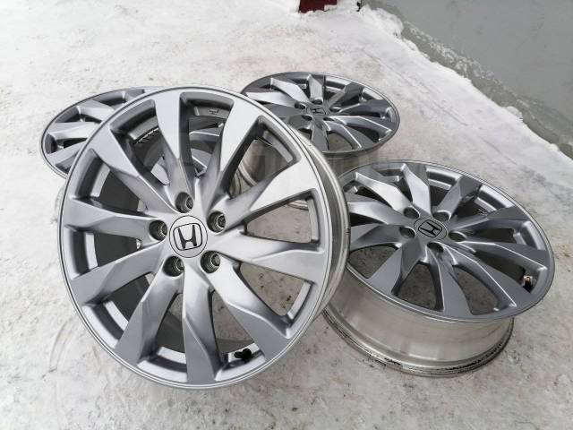 Honda. 7.0x18", 5x114.3, ET50 
