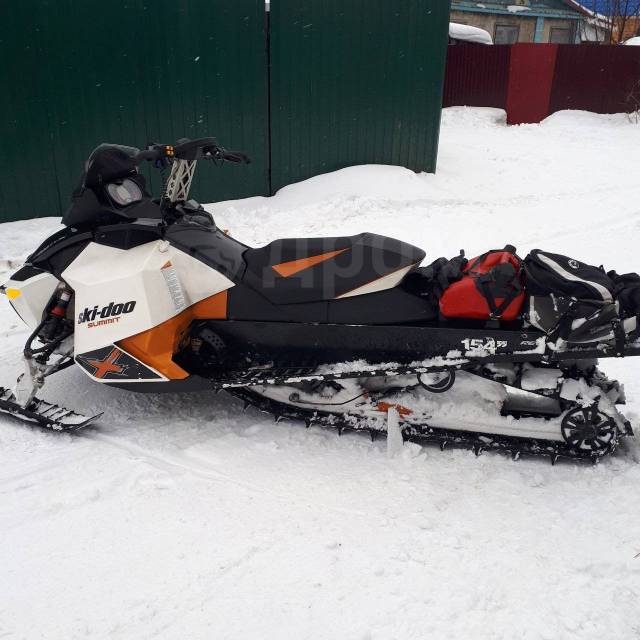 BRP Ski-Doo Summit. ,  ,   