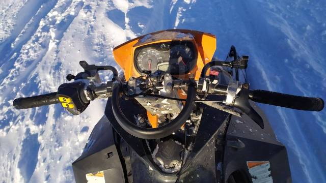 BRP Ski-Doo Summit. ,  ,   