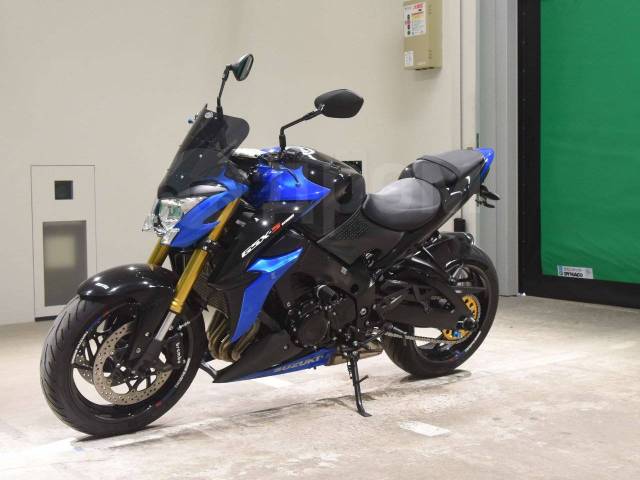 Suzuki GSX S1000. 1 000. ., , ,  .     