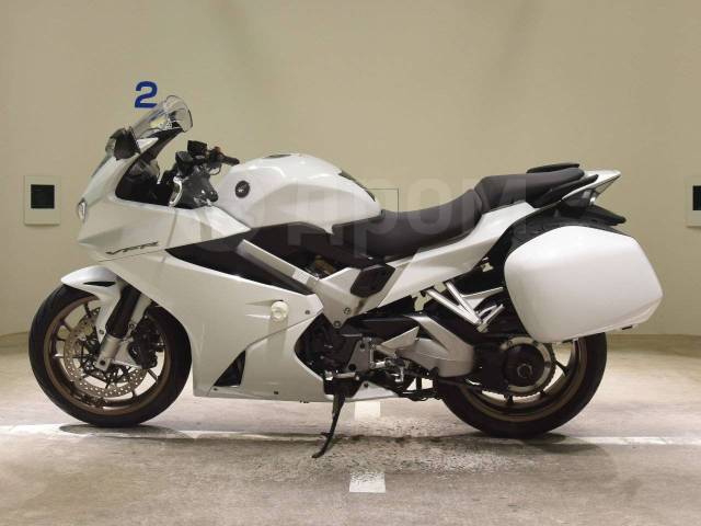 Honda vfr800f 2020