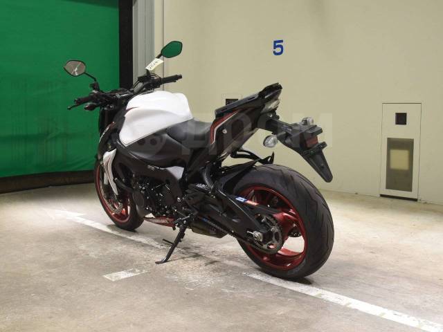 Suzuki GSX S1000. 1 000. ., , ,  .     