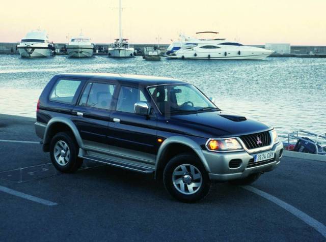 Паджеро спорт 4 поколения фото Купить Mitsubishi Pajero Sport 1996 - 2008г Дефлектор капота (Мухобойка) в Красн