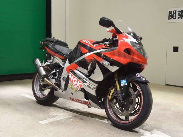 Suzuki GSX-R 1000. 1 000. ., ,  ,  .     