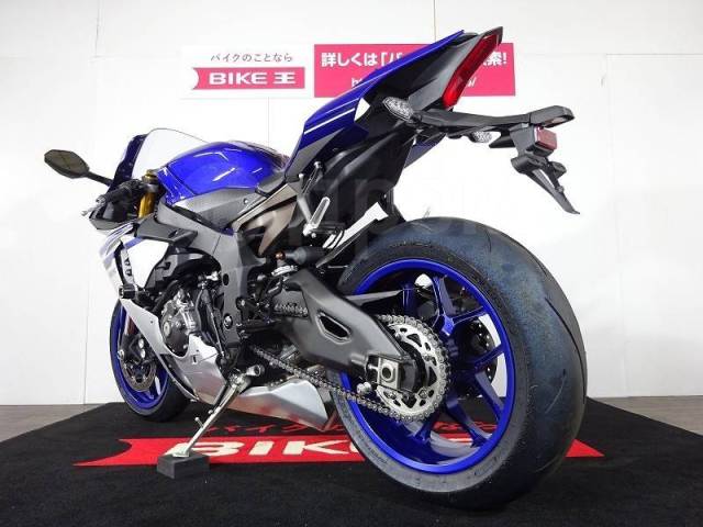 Yamaha YZF-R1. 1 000. ., , ,  .     