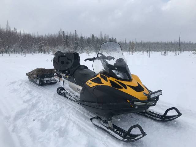 Брп снегоходы брп 550 купить. BRP Ski Doo Tundra WT 550. BRP Tundra 550 WT. BRP Tundra WT. Снегоход BRP Skandik WT 550 утилитарный.