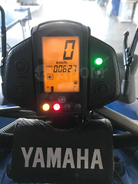 Yamaha Venture. ,  ,   