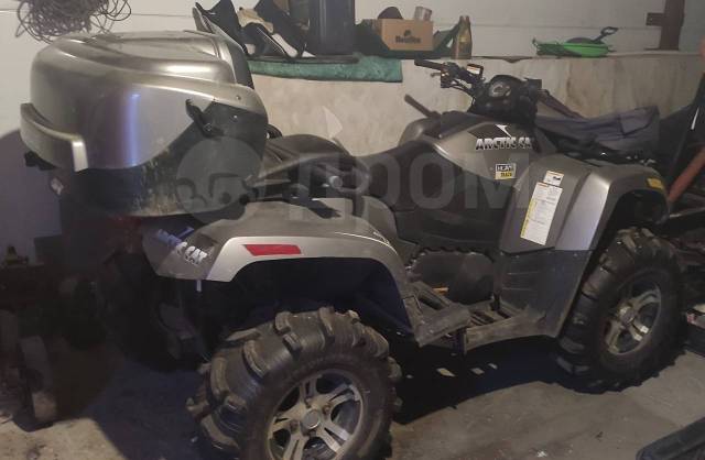 Arctic Cat 700. ,  \,   