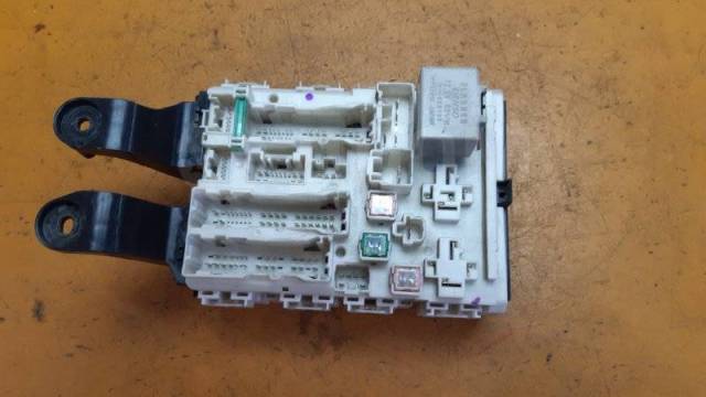 Купить Блок предохранителей Toyota Corolla E150 2006-2013 8273012C00 в Тюмени по