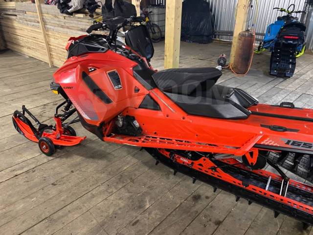 BRP Ski-Doo Summit X. ,  ,   