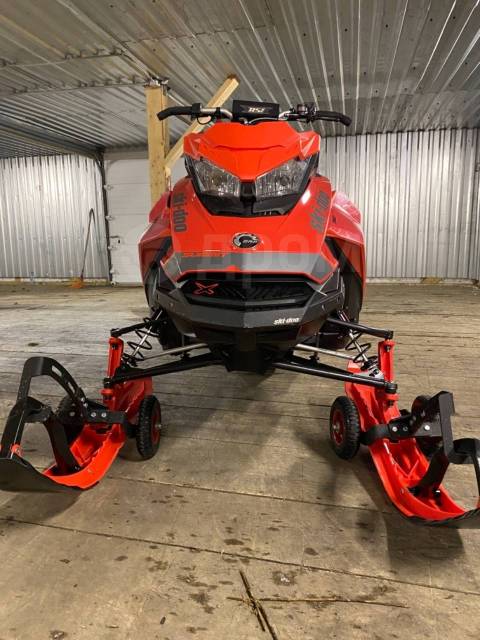 BRP Ski-Doo Summit X. ,  ,   