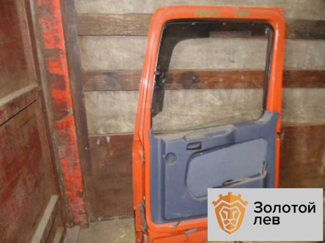 Как снять дверную карту мерседес актрос мп3
