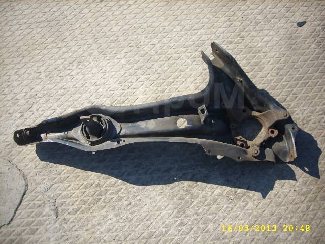 Передний верхний рычаг на хонда партнер. 1104040am10-0000. Угловой рычаг. Задний рычаг партнер. 552203s000.