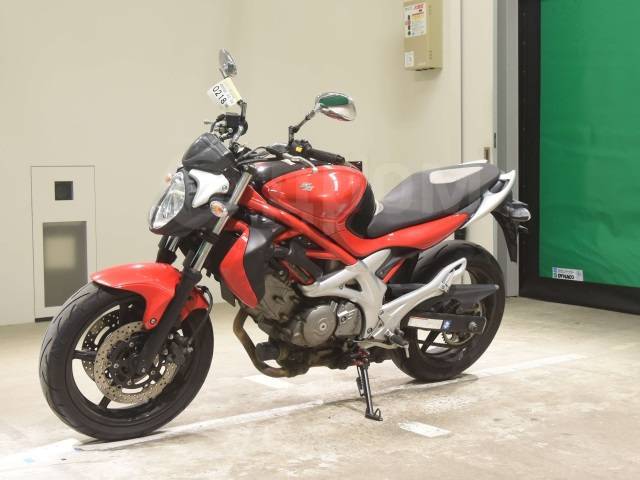 Suzuki SFV 650 Gladius. 650. ., , ,  .     