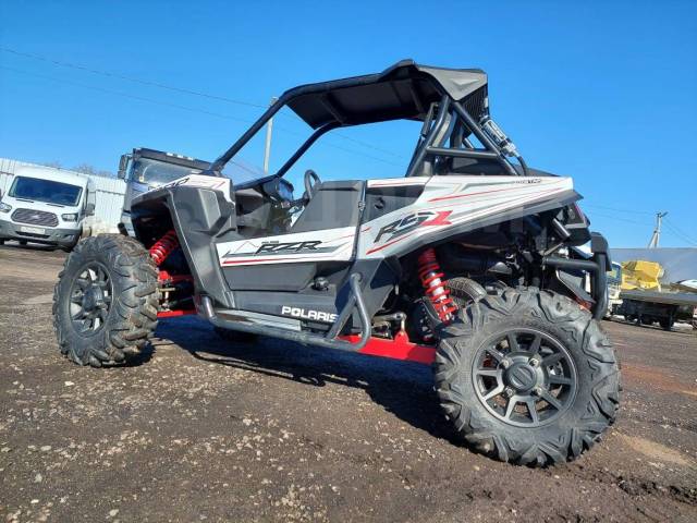 Polaris RZR XP 1000. ,  \,   