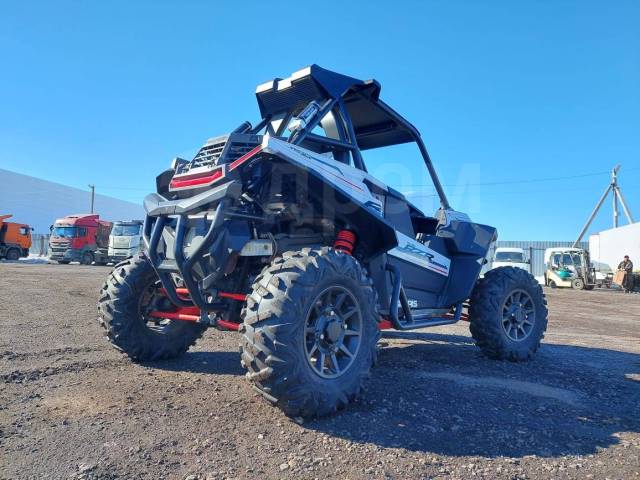 Polaris RZR XP 1000. ,  \,   