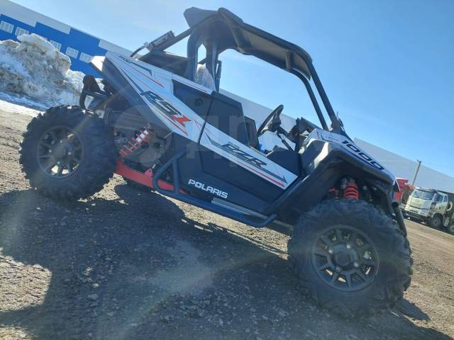 Polaris RZR XP 1000. ,  \,   