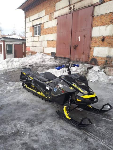 BRP Ski-Doo Summit. ,  ,   