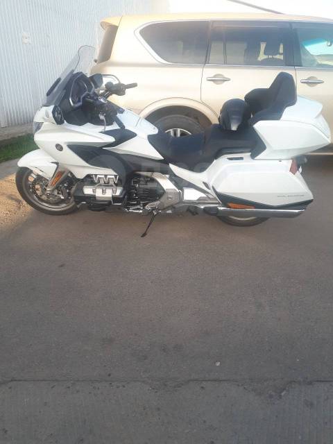 Honda Gold Wing. 1 800. ., , ,   