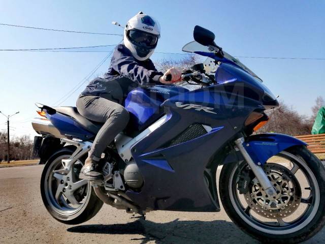 Хонда 800 кубов