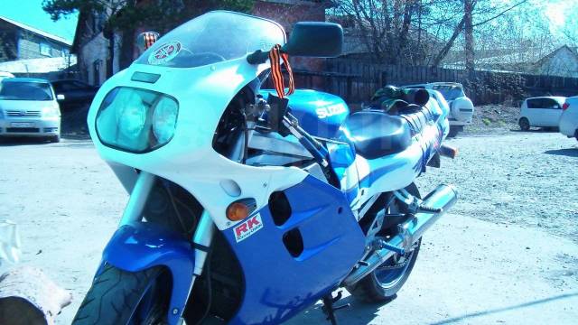 Suzuki GSX-R 1100. 1 100. ., , ,   