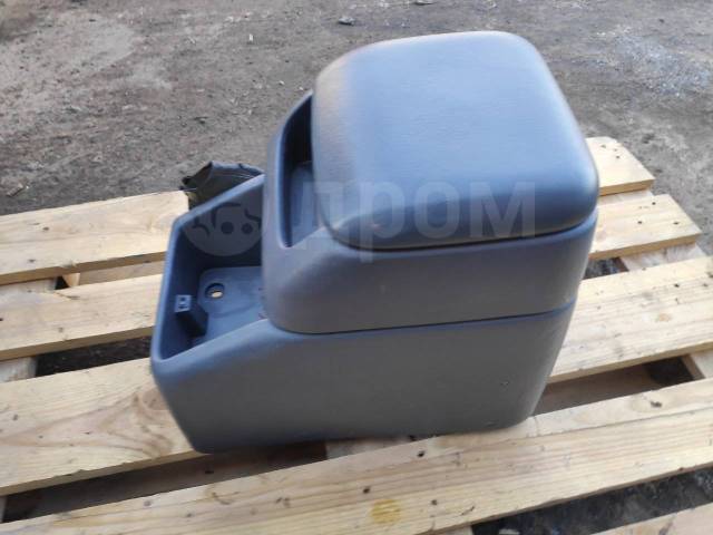 Купить Бардачок между сидениями высокий Toyota Land Cruiser Prado RZJ95 ...