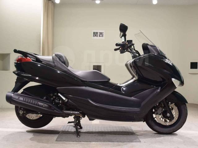 Ямаха Маджести 250fi