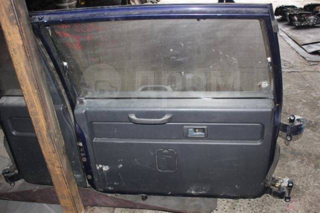 Двери бигхорн. Новый isuzu bighorn. Двери бигхорн. Подстаканник дверной isuzu bighorn. Двери бигхорн.