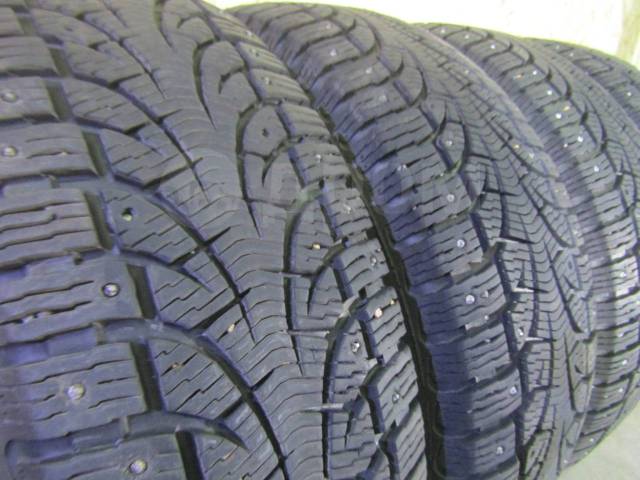 Pirelli Winter Carving Edge 235 65R17