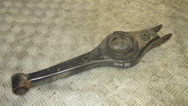 Нижние рычаги ssangyong actyon new. 4581034000 сайлентблок. Рычаги задние саньенг актион. Рычаги задние саньенг актион. Рычаг задней подвески санг енг актион нью.