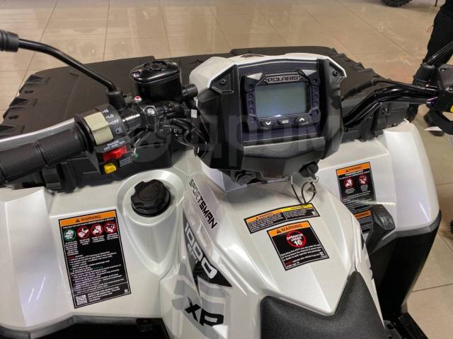 Polaris Sportsman XP 1000. ,  \,   