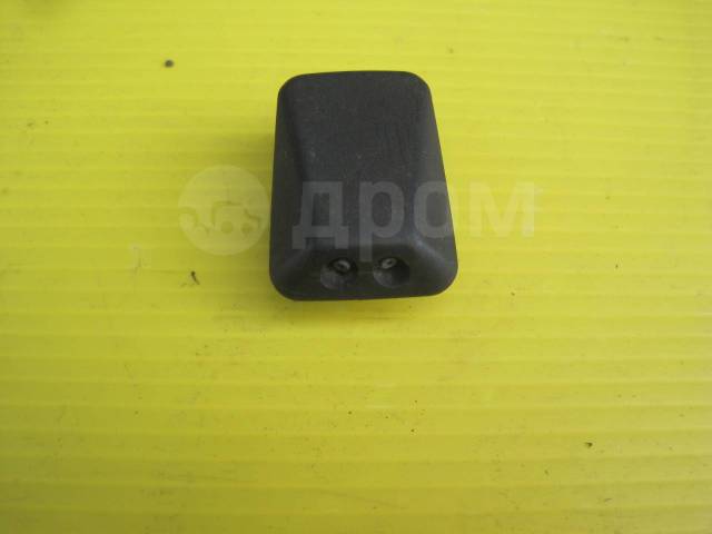 Форсунка омывателя ауди 80 б3. 8d0955987. 4b0955987