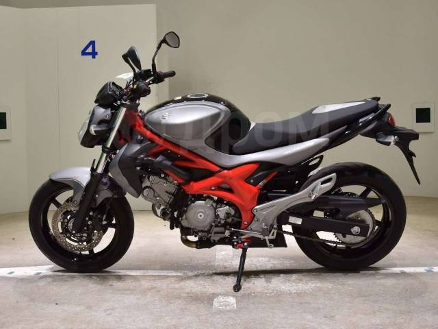 Suzuki SFV 400 Gladius. 400. ., , ,  .     