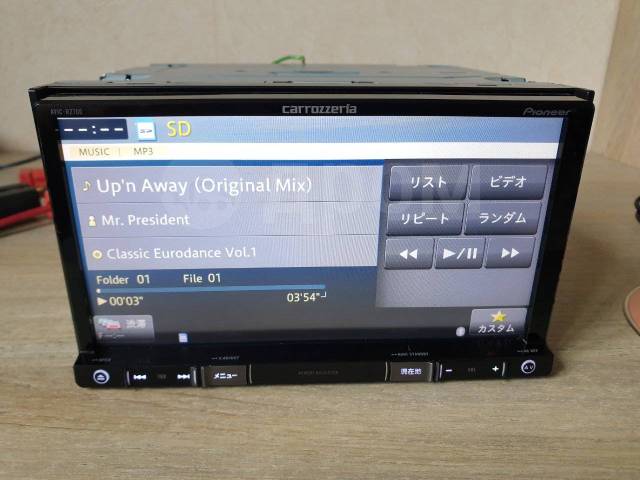 Pioneer Carrozzeria AVIC-RZ700 DVD CD SD USB Bluetooth, 2