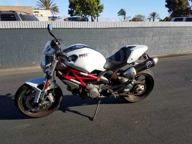 Ducati Monster 796. , ,  .     