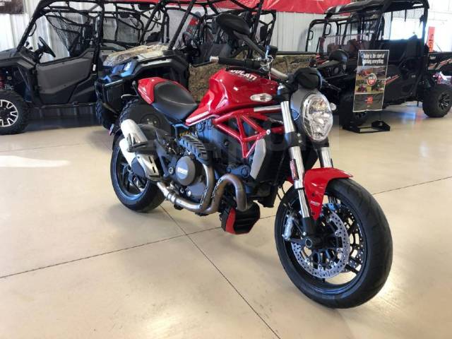 Ducati Monster 1200. , ,  .     