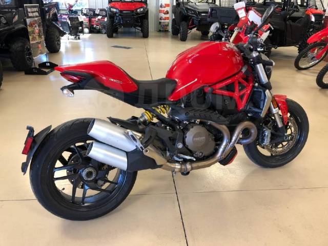 Ducati Monster 1200. , ,  .     