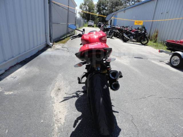 Ducati Monster 1200. , ,  .     