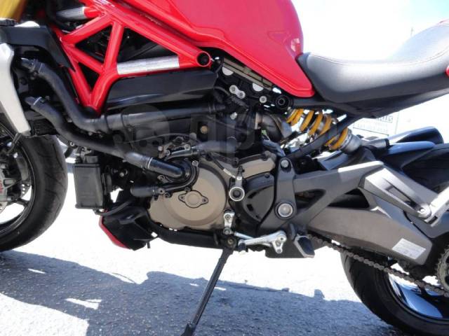 Ducati Monster 1200. , ,  .     