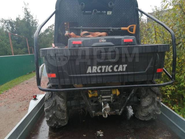 Arctic Cat 700. ,  \,   