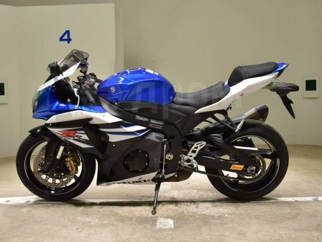 Suzuki GSX-R 1000. 1 000. ., , ,  .     