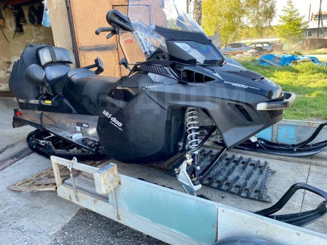 BRP Ski-Doo Expedition LE. ,  ,   