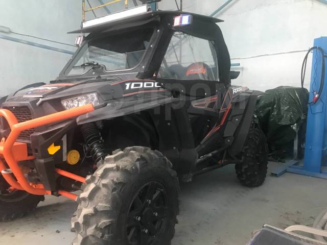 Polaris RZR S 1000 EPS. ,  \,   