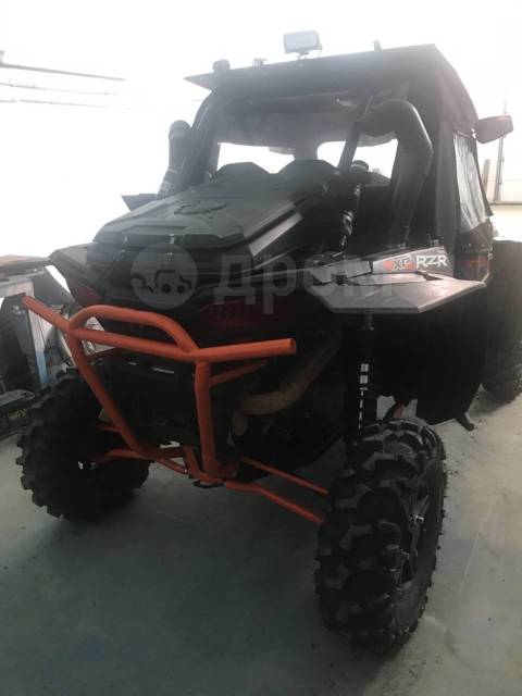 Polaris RZR S 1000 EPS. ,  \,   