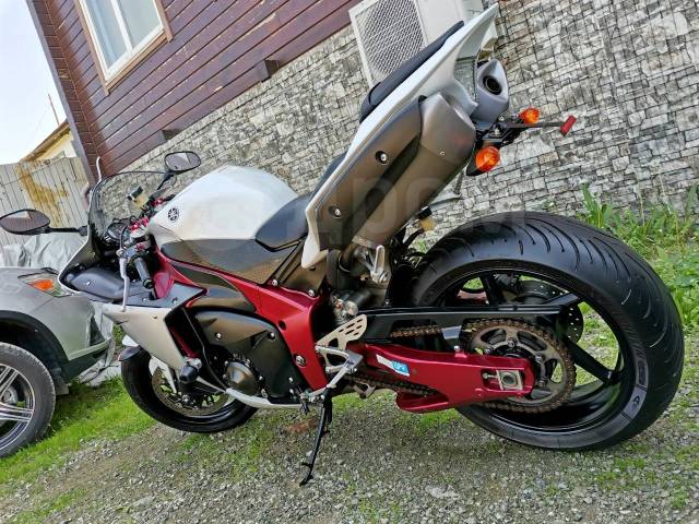 Yamaha YZF-R1. 1 000. ., , ,  .     